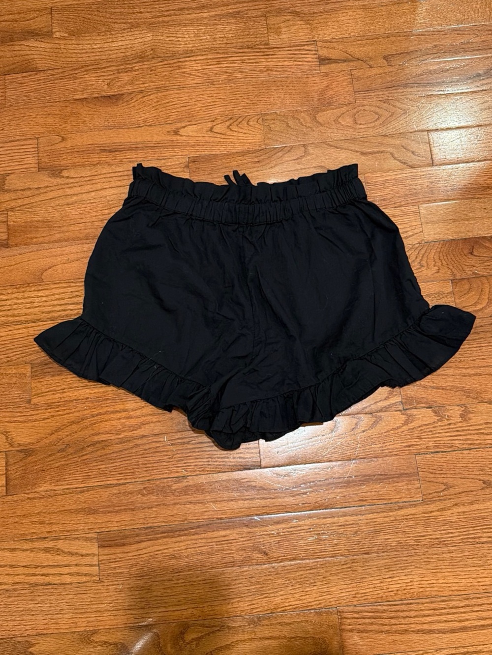 Women’s Black Ruffle Hem Shorts